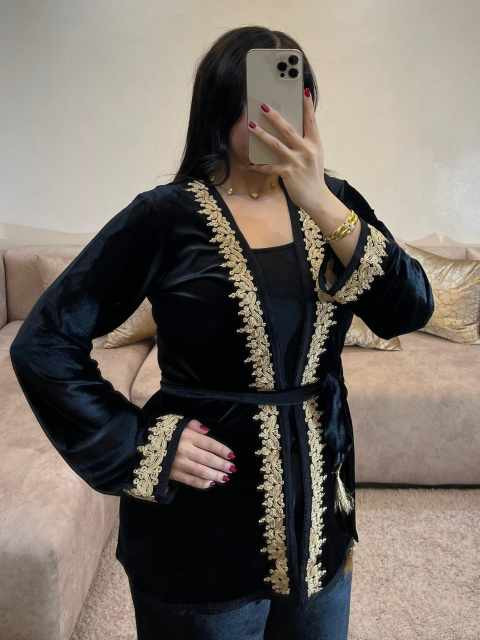 جبادور مخمل فاخر بتطريز سفيفة ذهبية – أصالة مغربية بلمسة ملكية | 3 ألوان