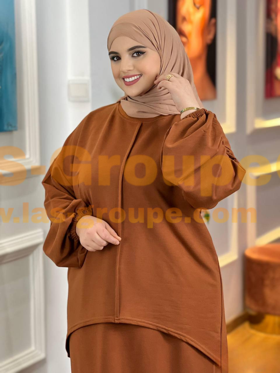 طقم نسائي قطعتين تونيك وتنورة - أناقة عملية وراحة لا مثيل لها (متعددة الألوان)