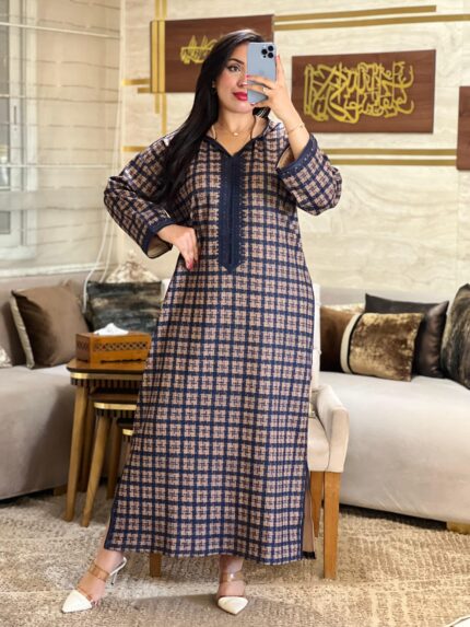 Robe en laine carreaux pour femme